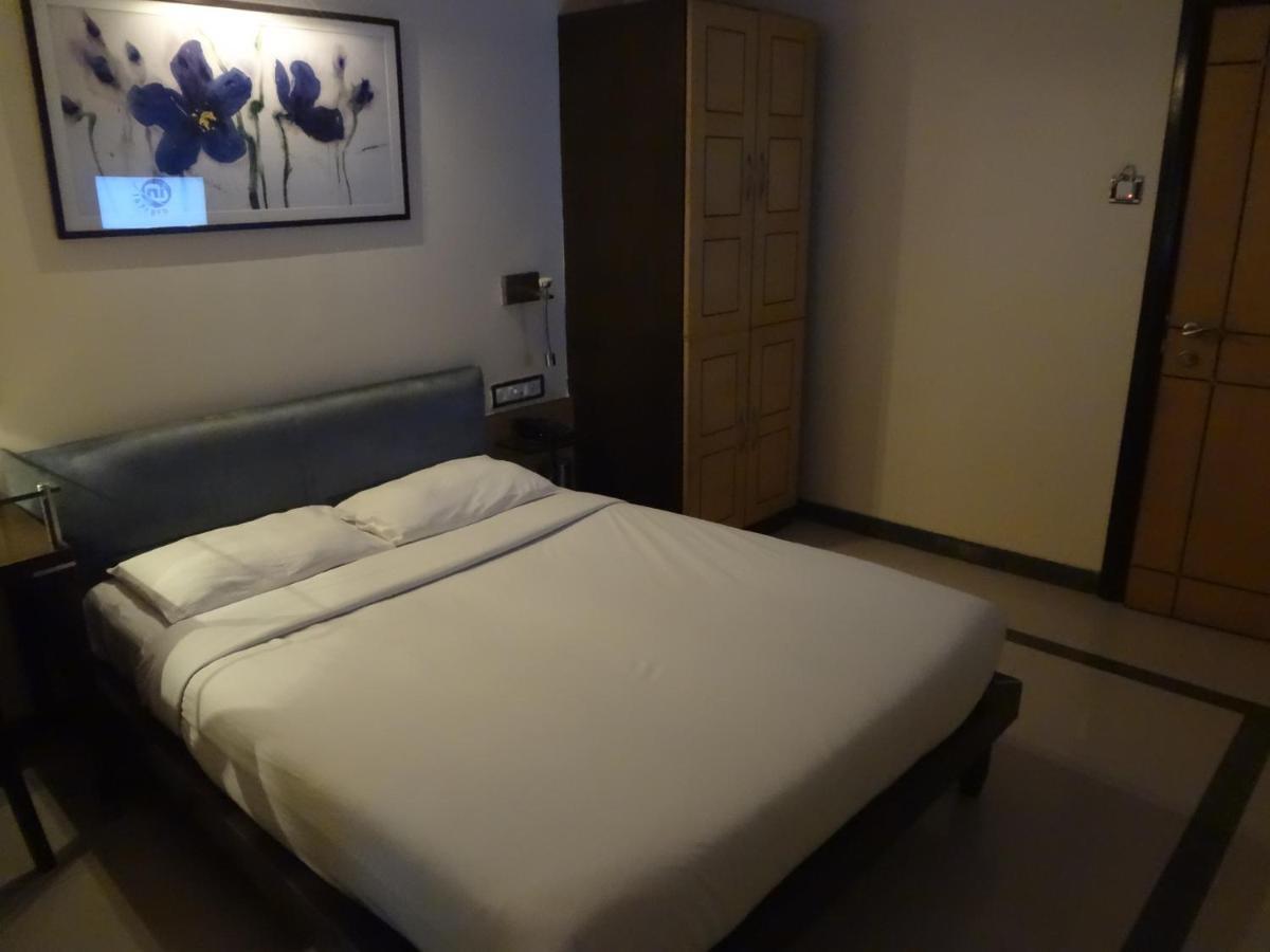 Hotel Sapna Marine Bombay Extérieur photo